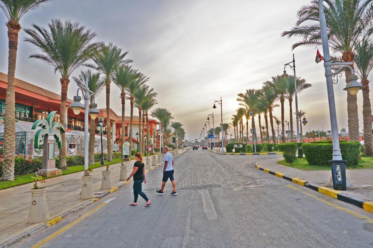 The Touristic Promenade Apartment Hurghada Buitenkant foto